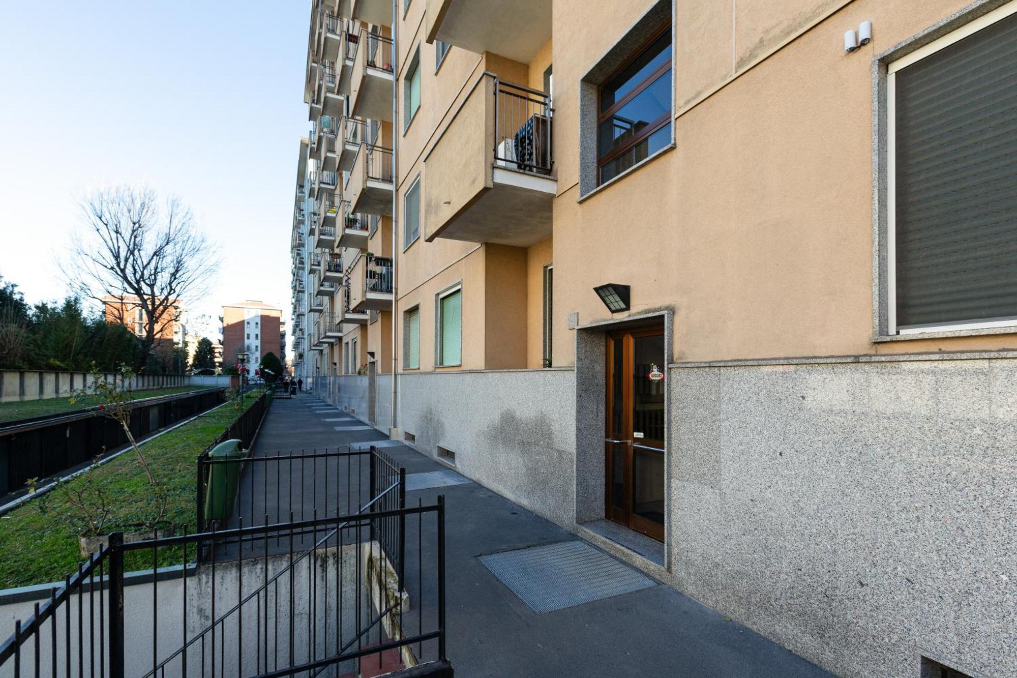 Elegant Milan Apartment In Restocco Area Exteriör bild